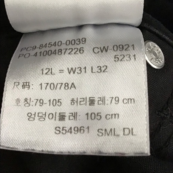 Levi’s - Picture 4 of 4